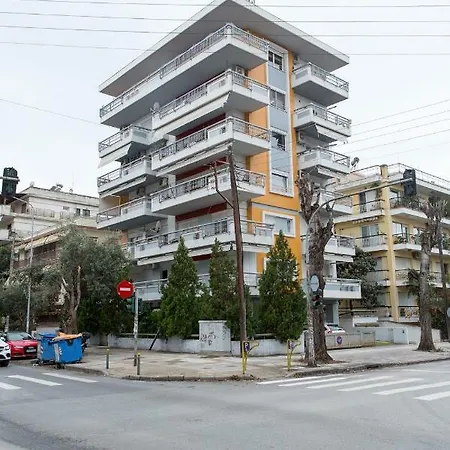 Close To Waterfront *